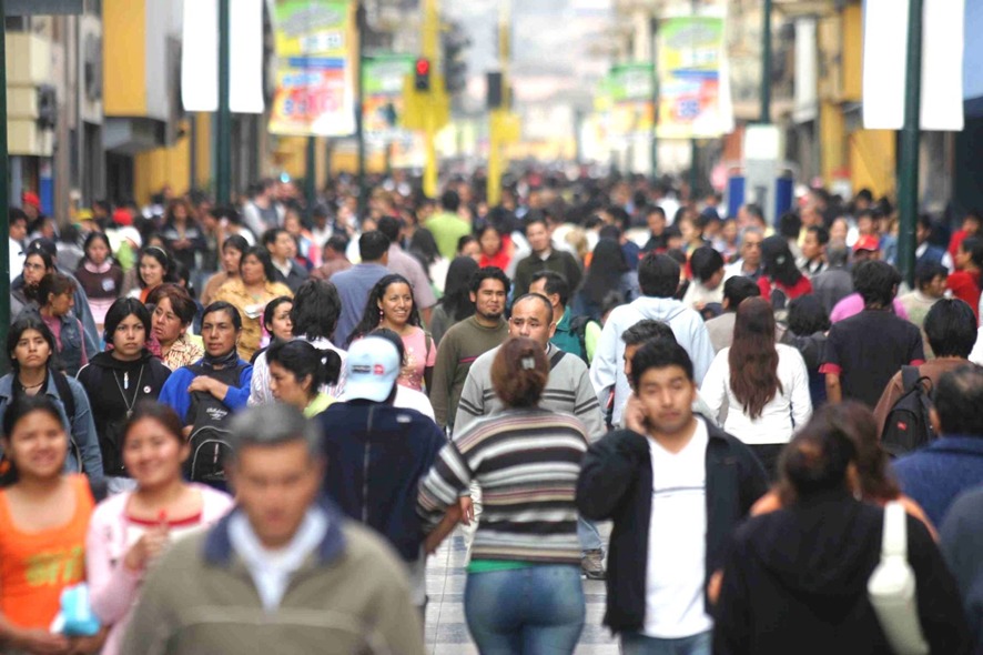 León XIV: Habrá días no laborables compensables por la visita del papa al Perú